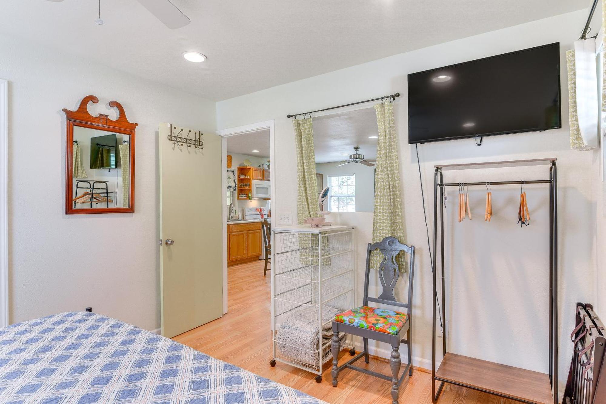 Cozy Galveston Apartment With Private Beach Pass! 외부 사진