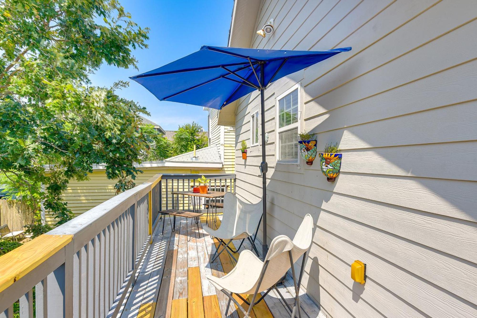 Cozy Galveston Apartment With Private Beach Pass! 외부 사진